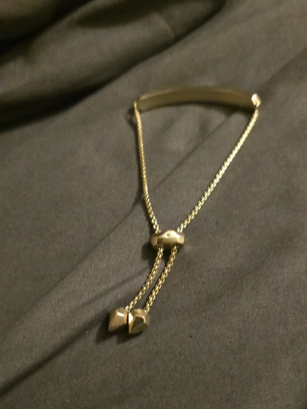 N/A elegant gold